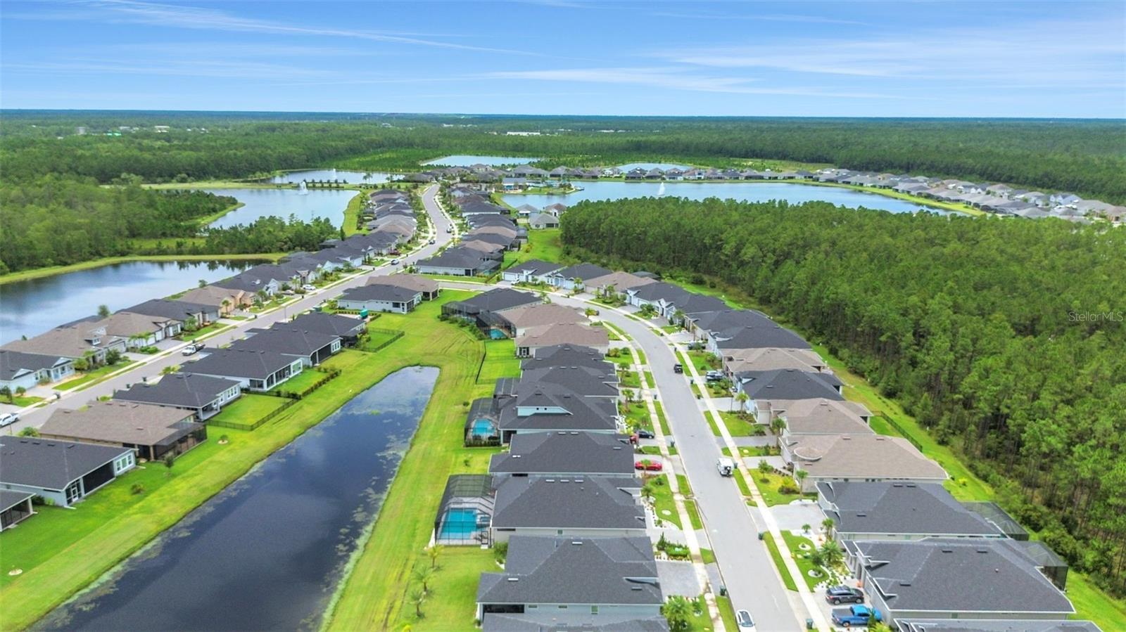 Image 36 of 43 For 402 Aquamarine Way