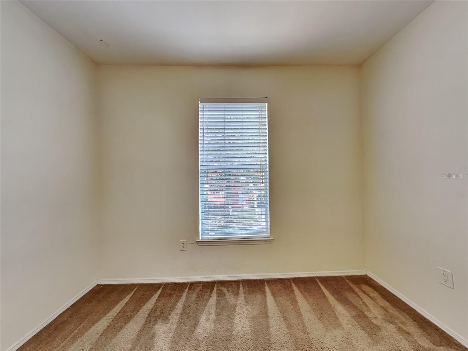 Image 11 of 15 For 114 Vista Verdi Circle 200