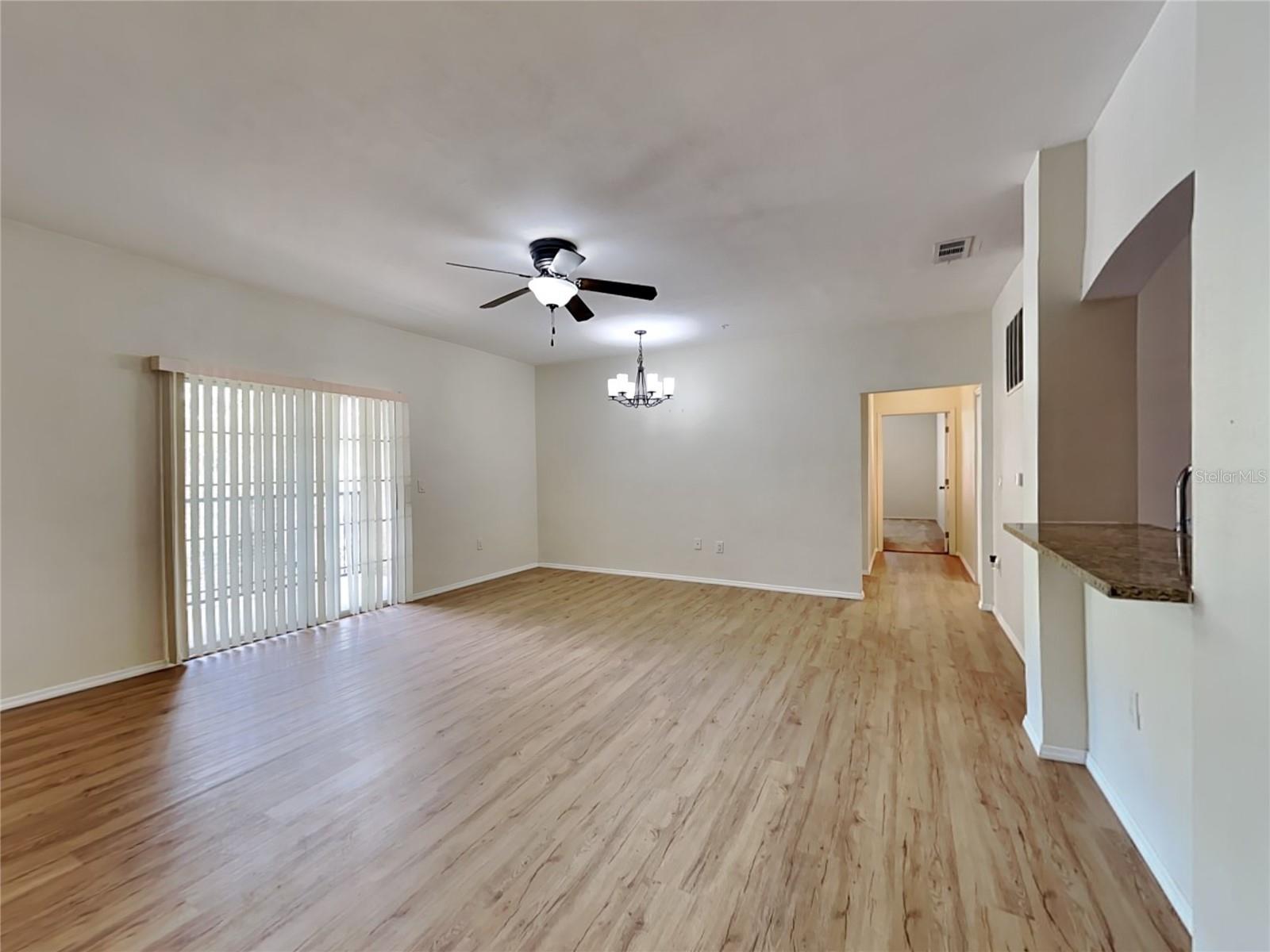 Image 2 of 15 For 114 Vista Verdi Circle 200