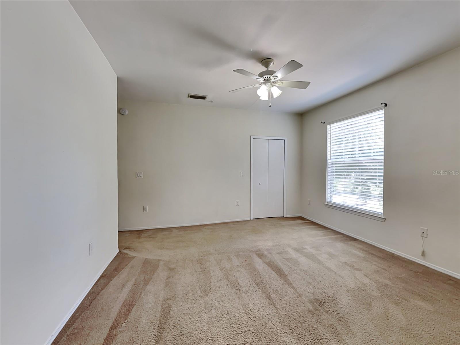 Image 8 of 15 For 114 Vista Verdi Circle 200