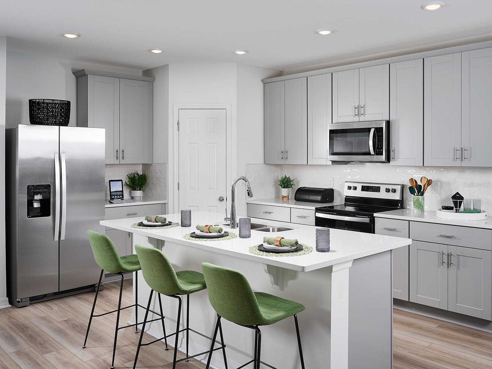 Image 2 of 6 For 727 Griffon Avenue