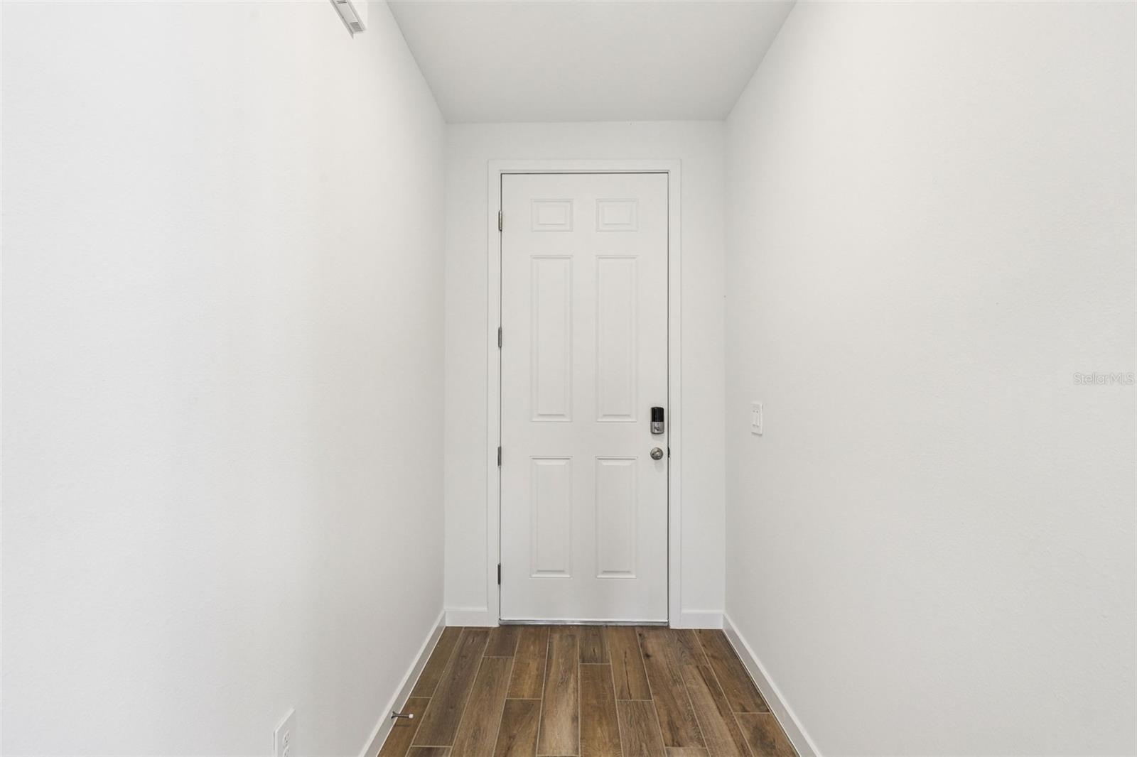 Image 15 of 40 For 86 Tequesta Court