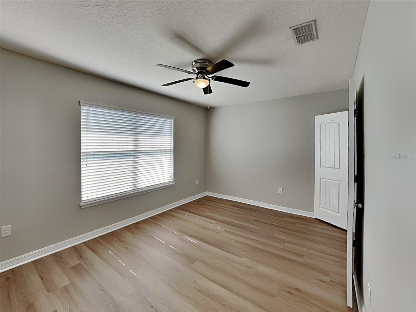 Image 18 of 21 For 1574 Softshell Street