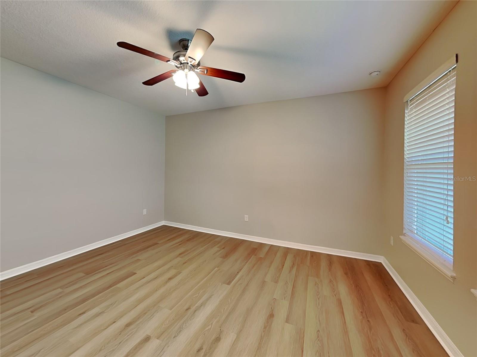 Image 8 of 21 For 1574 Softshell Street