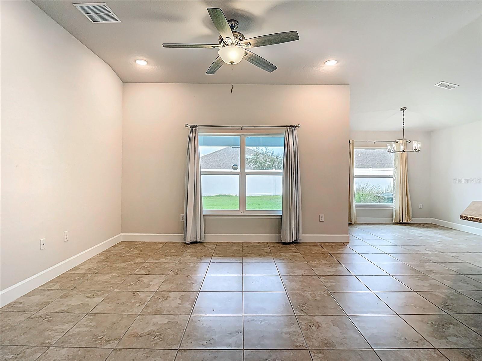 Image 11 of 77 For 14917 Tropical Violet Way