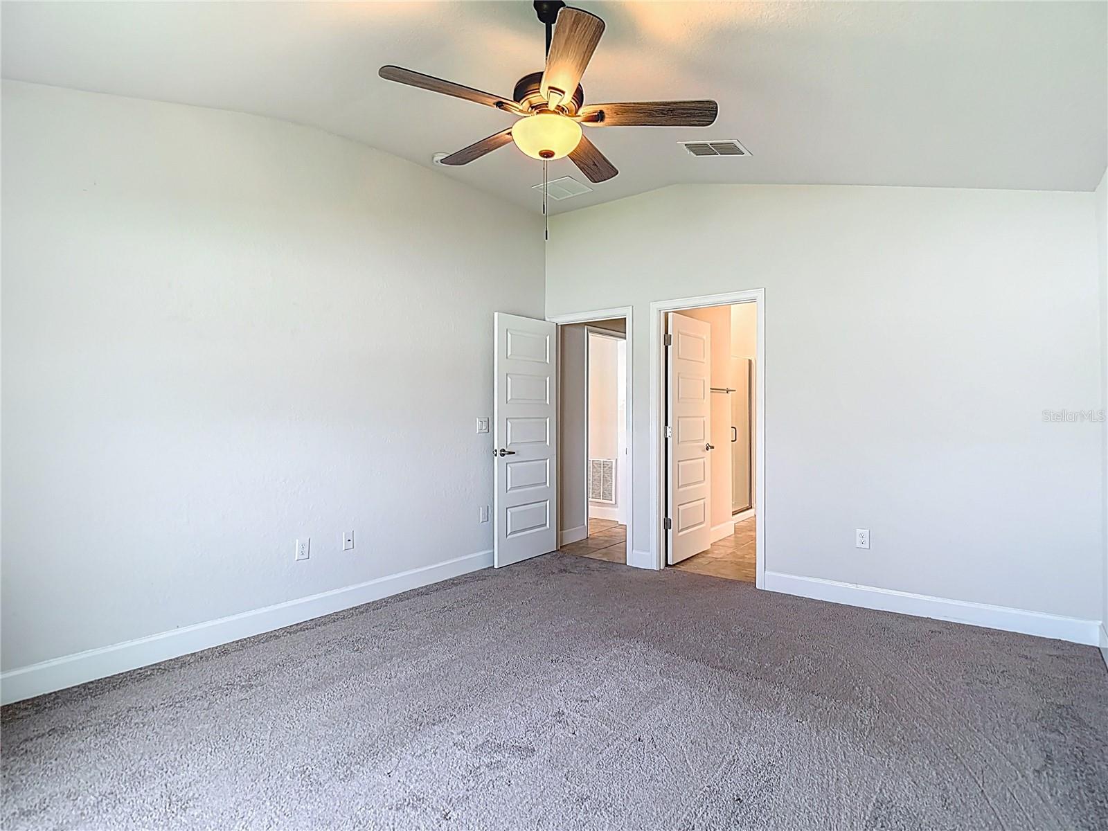 Image 28 of 77 For 14917 Tropical Violet Way