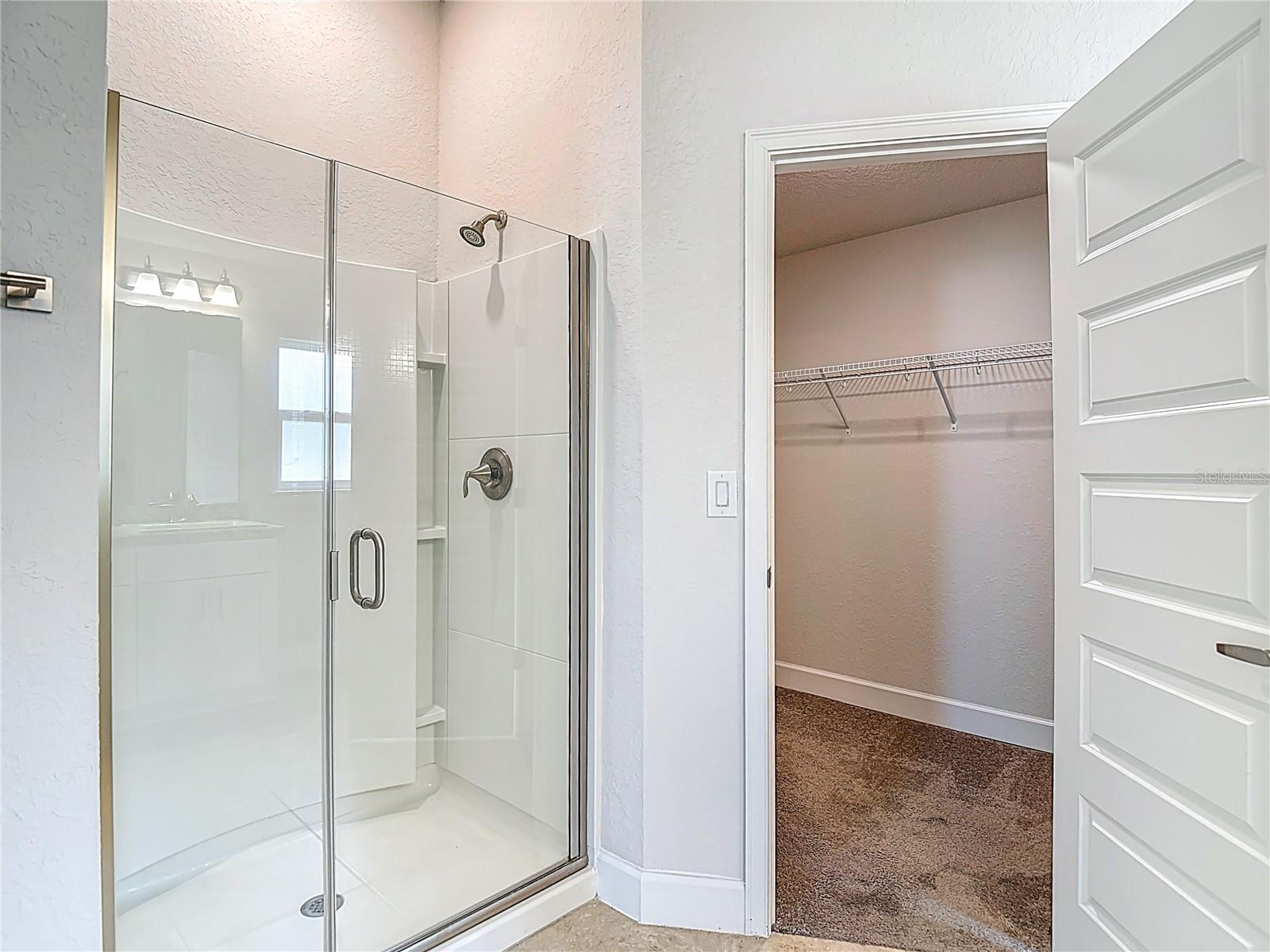 Image 35 of 77 For 14917 Tropical Violet Way