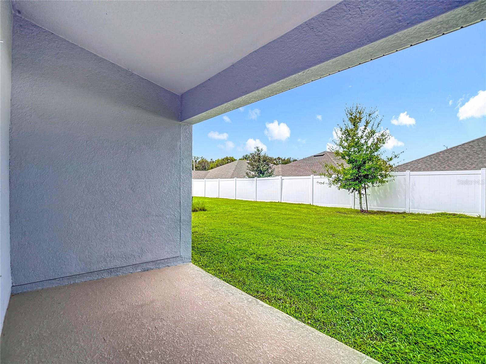 Image 52 of 77 For 14917 Tropical Violet Way