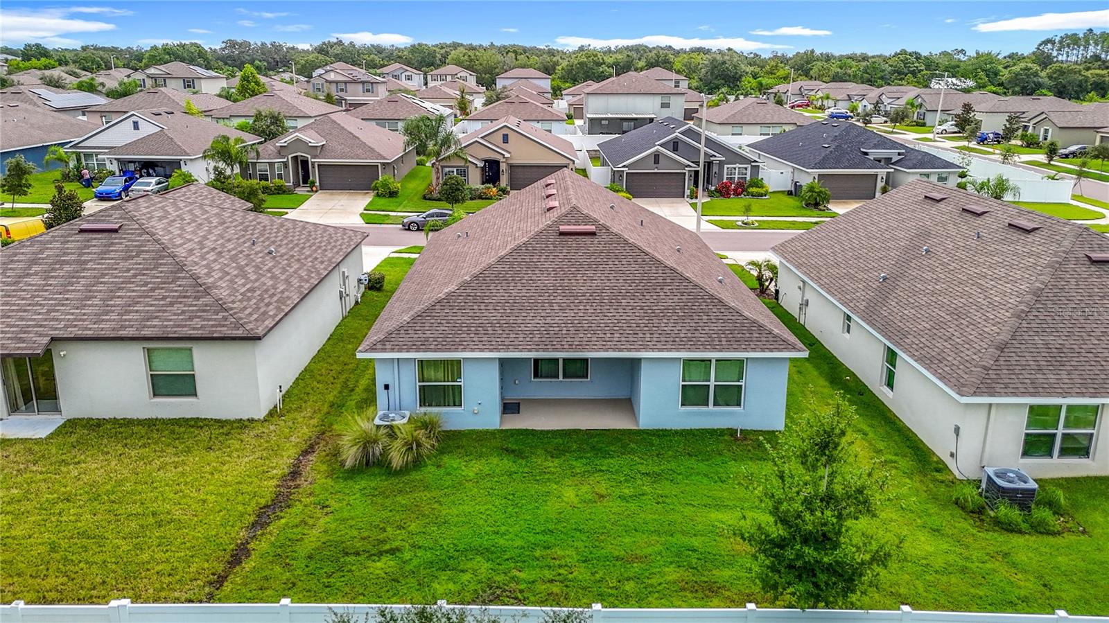 Image 59 of 77 For 14917 Tropical Violet Way