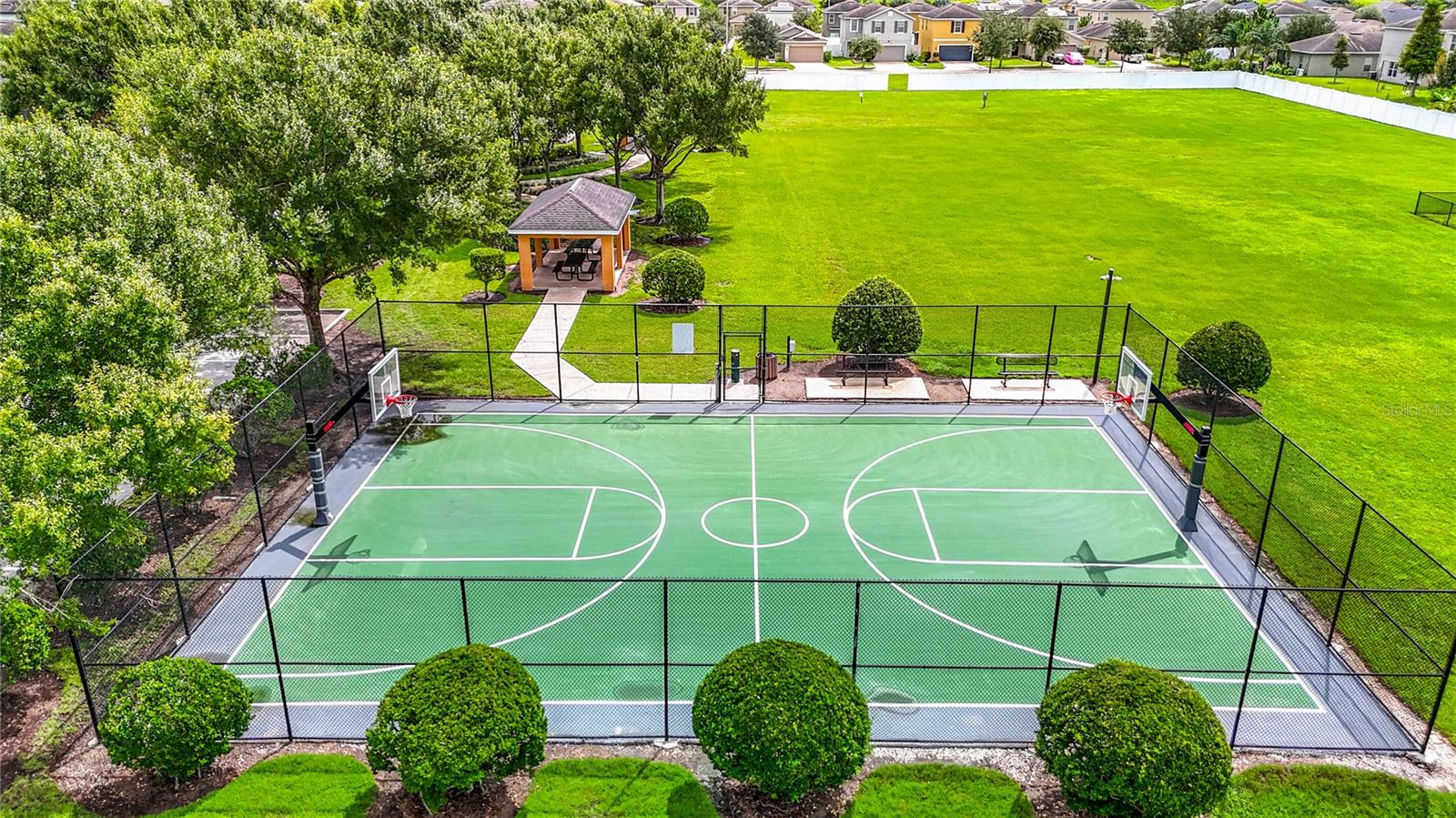 Image 70 of 77 For 14917 Tropical Violet Way