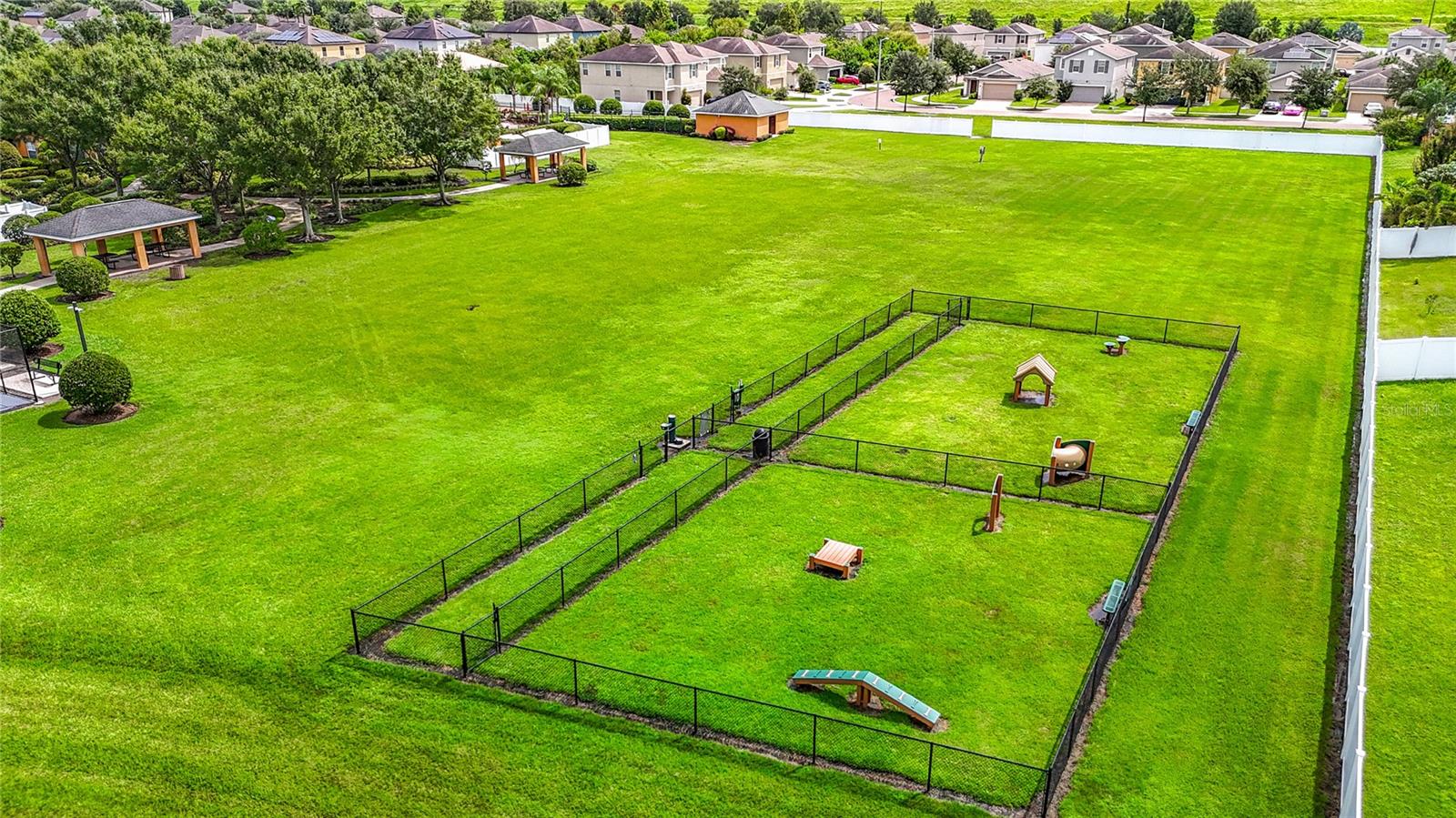 Image 74 of 77 For 14917 Tropical Violet Way