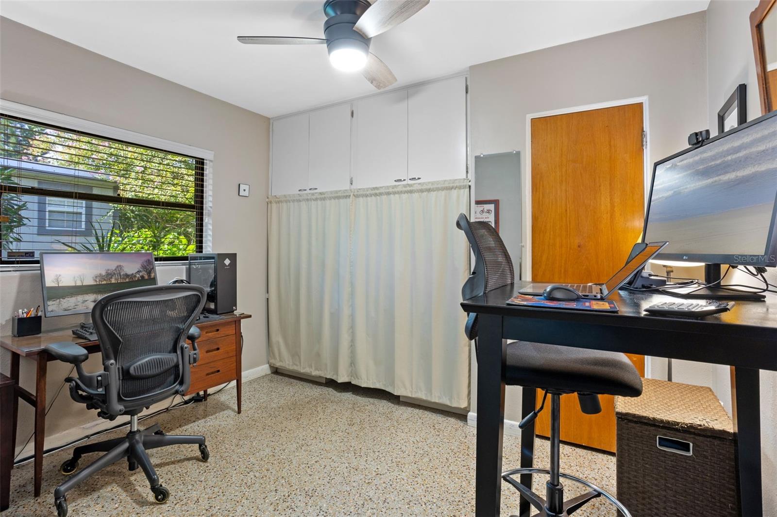 Image 27 of 45 For 4028 Ibis Drive