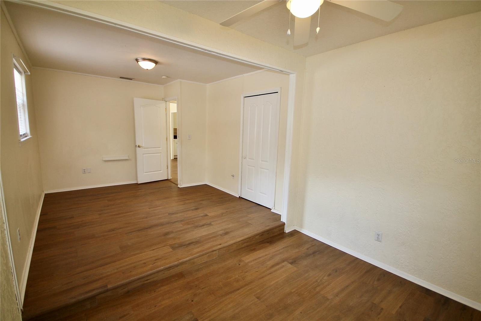 Image 18 of 25 For 1806 Cedar Avenue