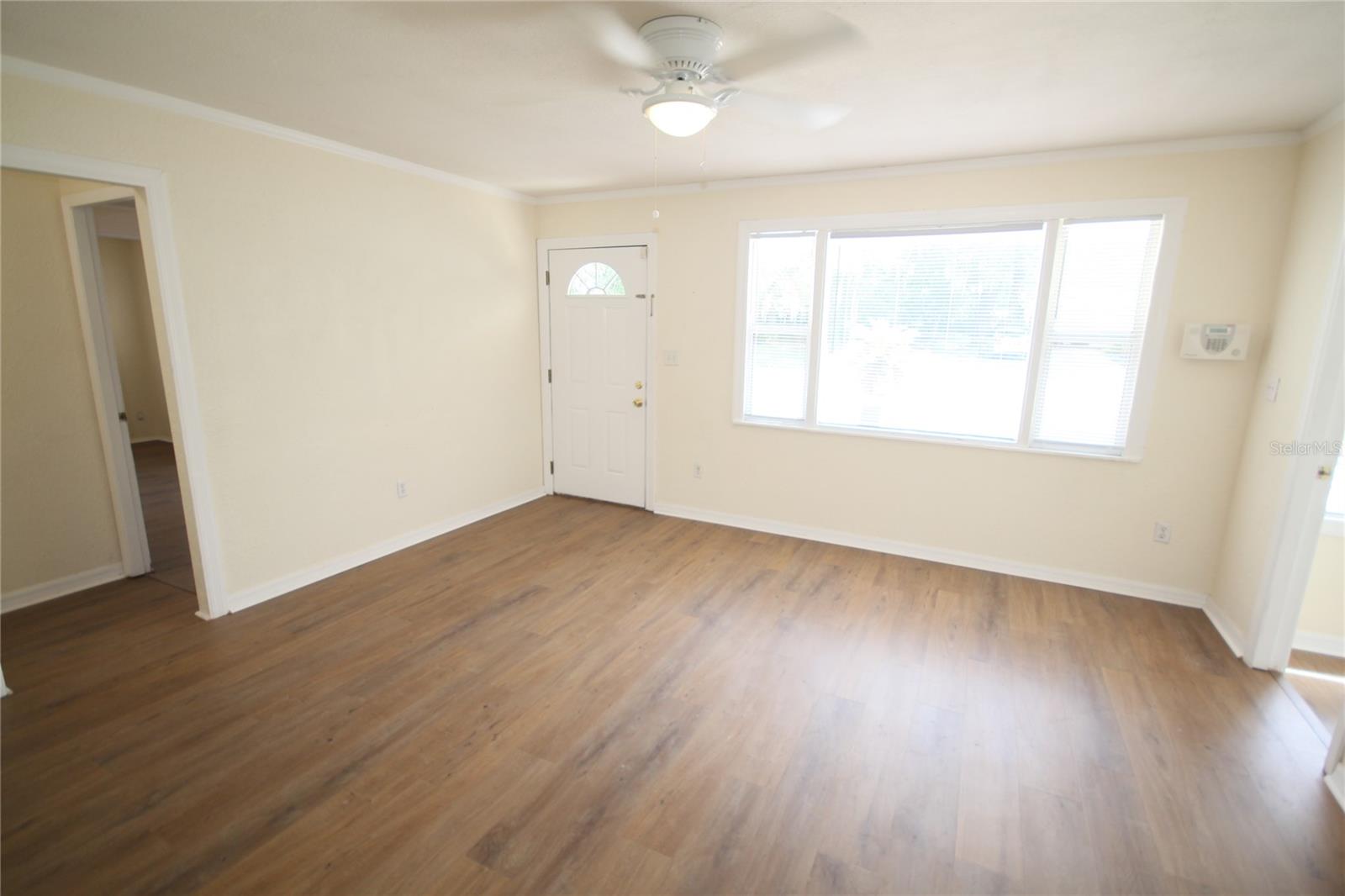 Image 2 of 25 For 1806 Cedar Avenue