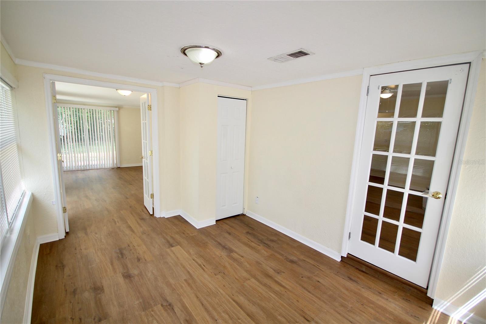 Image 22 of 25 For 1806 Cedar Avenue