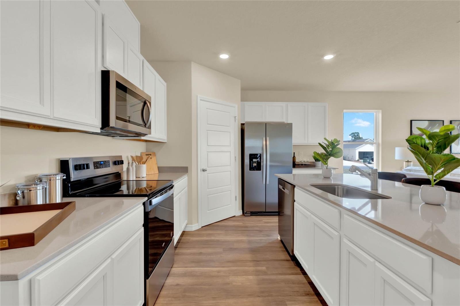 Image 12 of 27 For 4210 Evernia Road