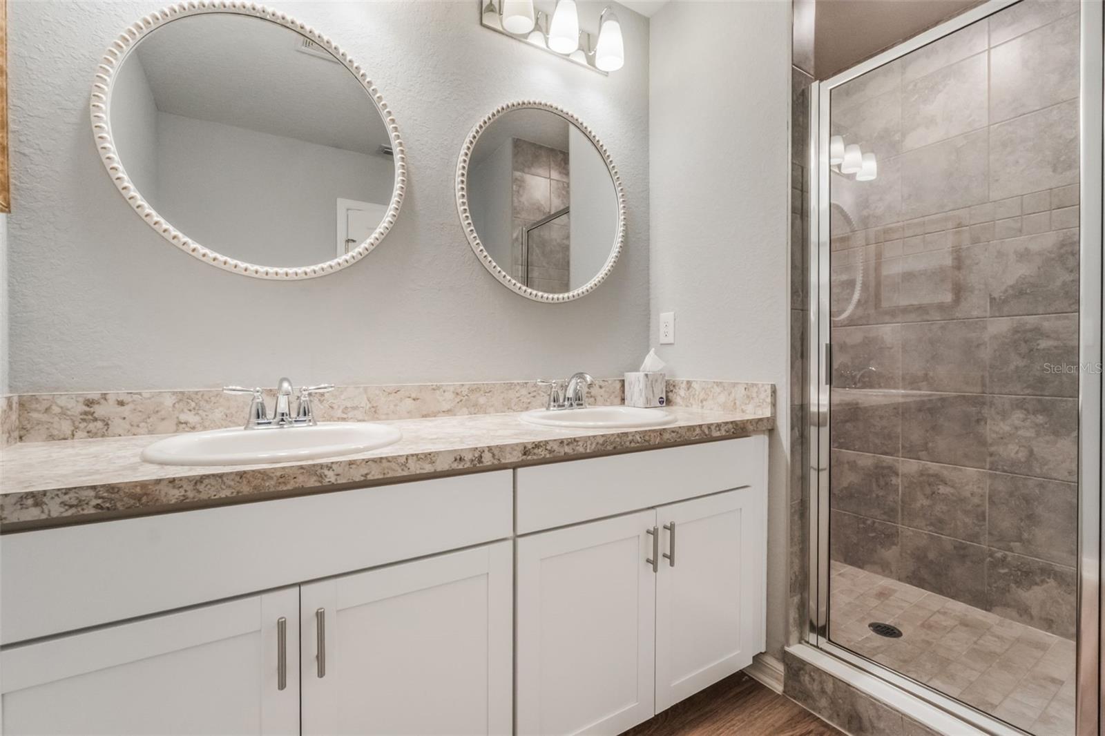 Image 10 of 18 For 3070 Fieldwood Circle