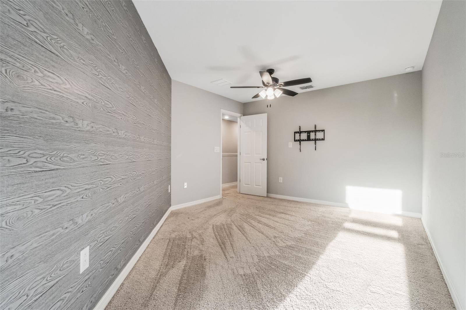 Image 14 of 18 For 3070 Fieldwood Circle