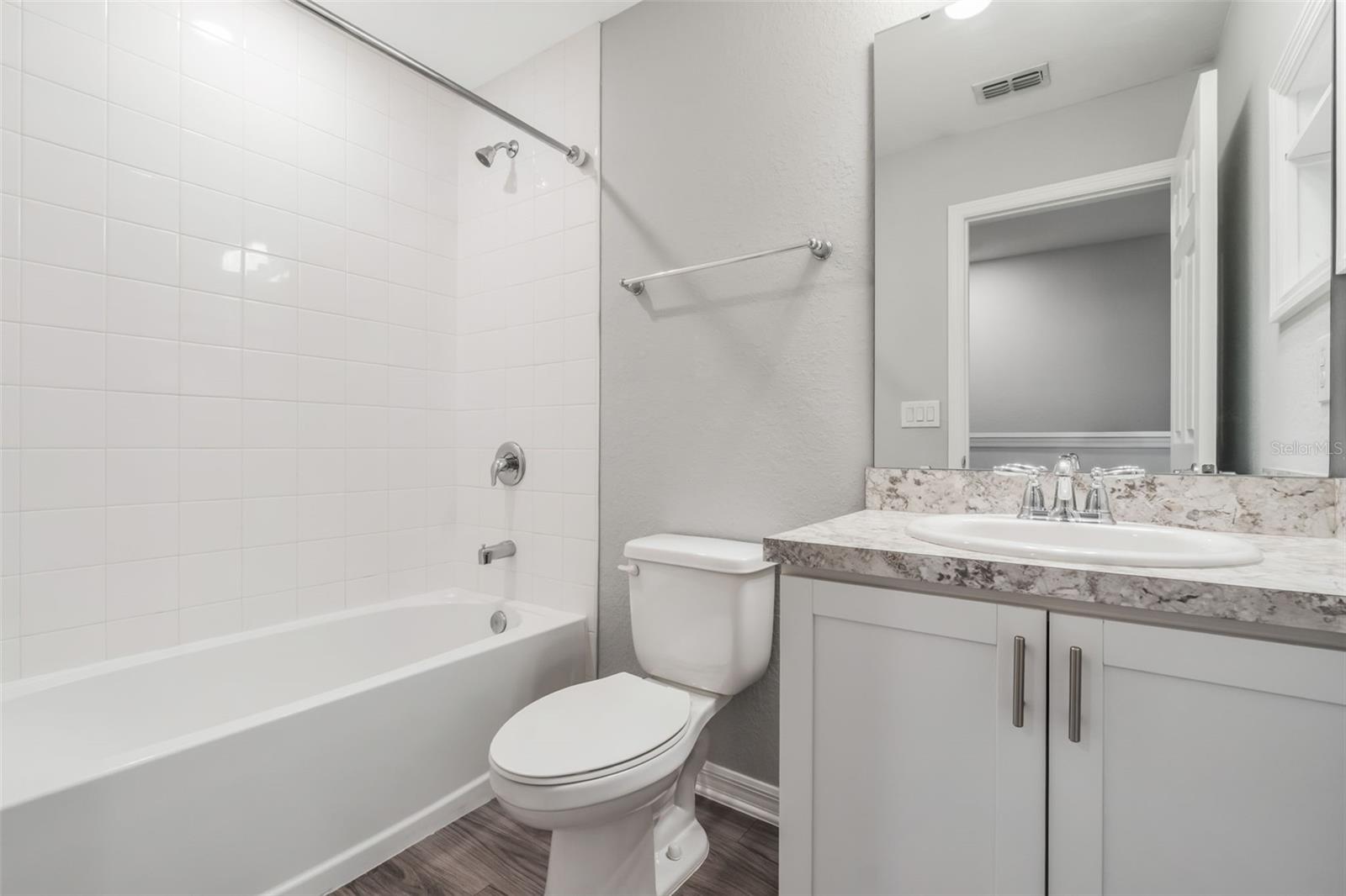 Image 15 of 18 For 3070 Fieldwood Circle