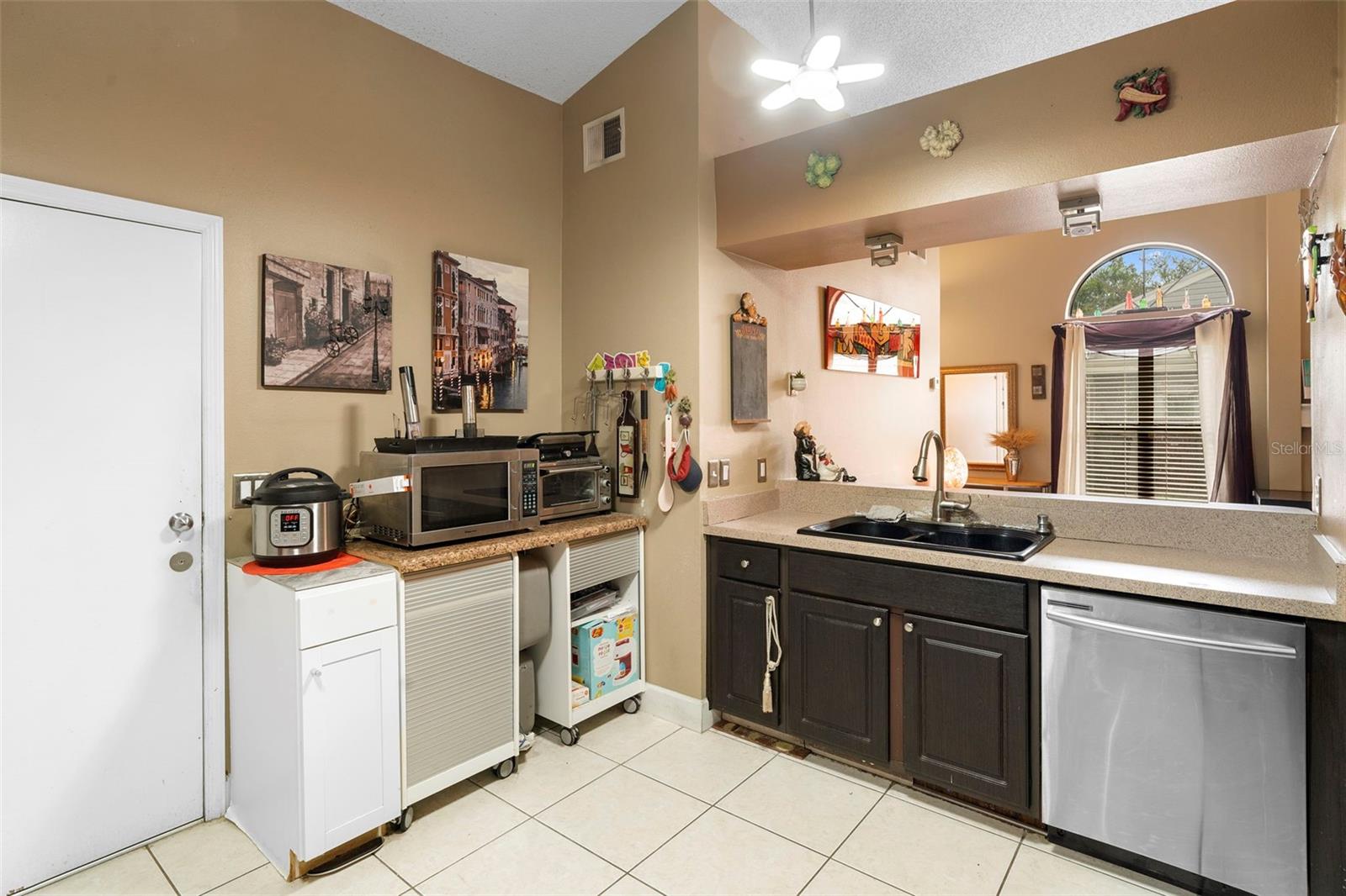 Image 13 of 34 For 3312 Bridgeford Drive