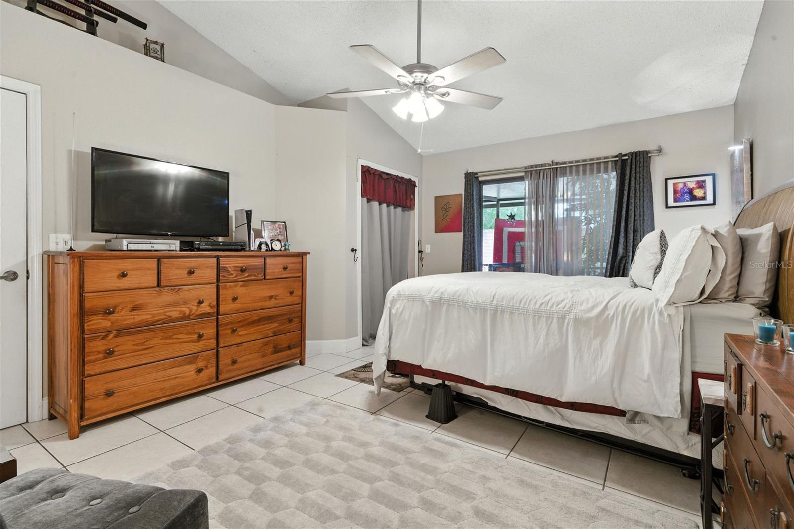 Image 18 of 34 For 3312 Bridgeford Drive
