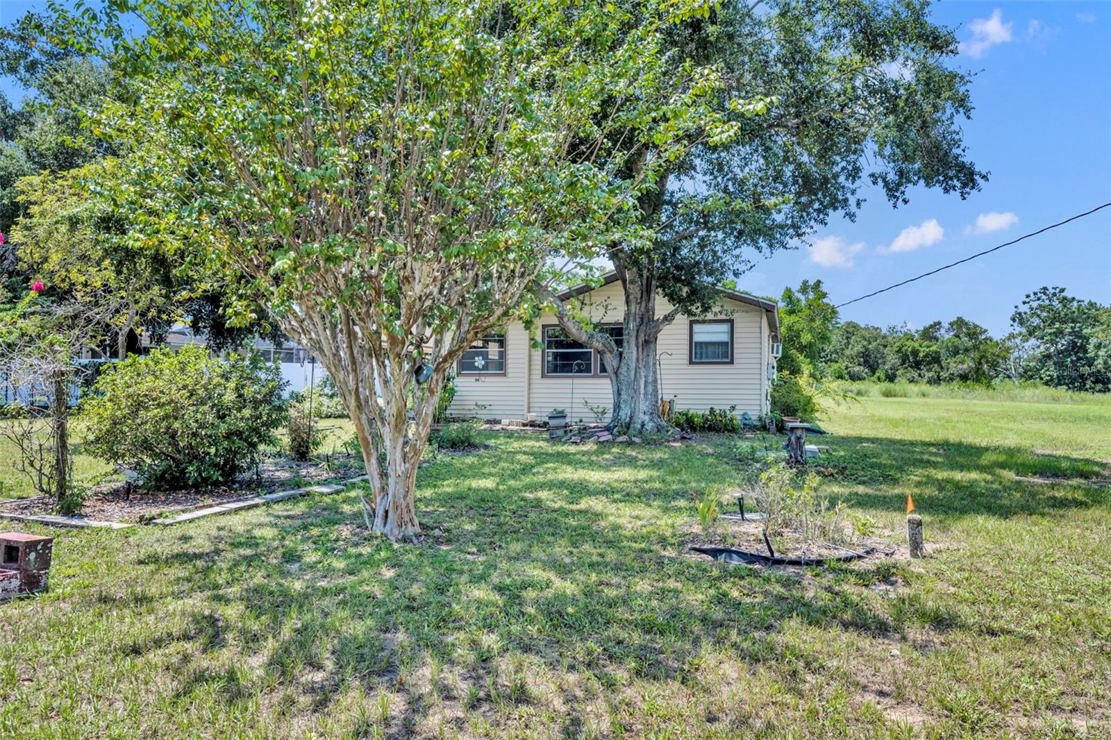 Image 2 of 33 For 114 Fruitwood Ave