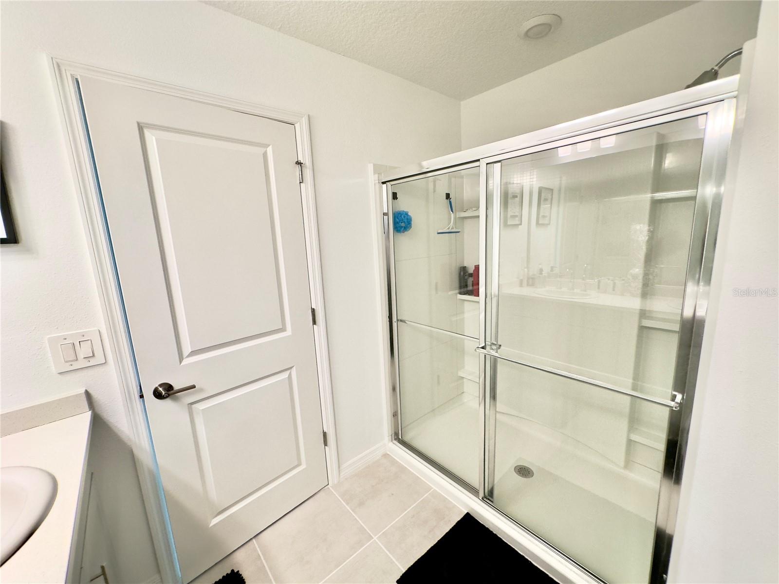 Image 15 of 30 For 1068 Calico Pointe Circle