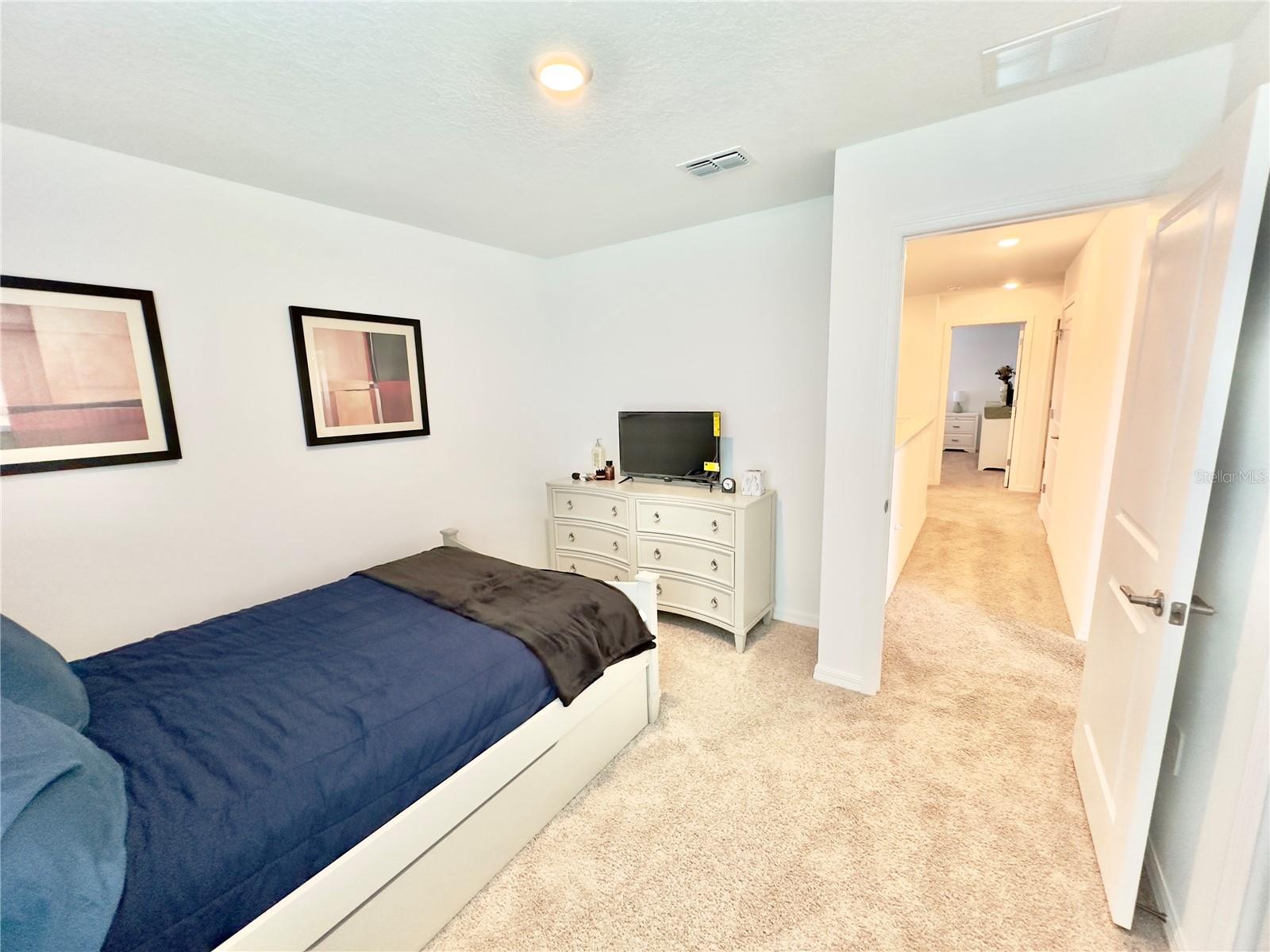 Image 19 of 30 For 1068 Calico Pointe Circle