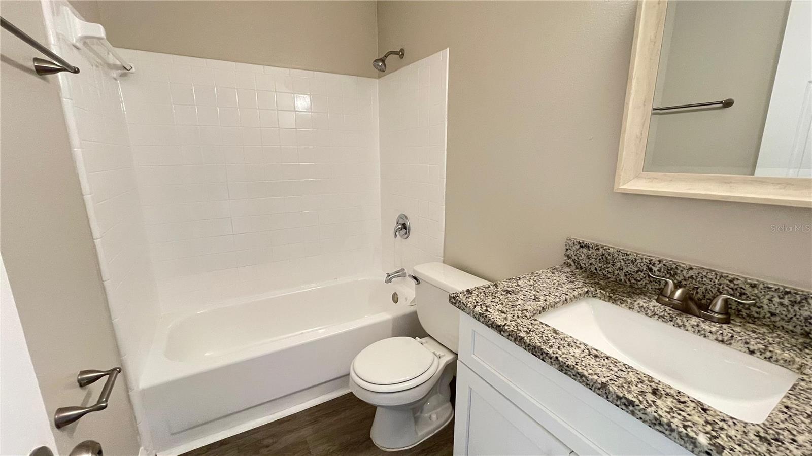 Image 7 of 14 For 3060 George Mason Avenue 10c