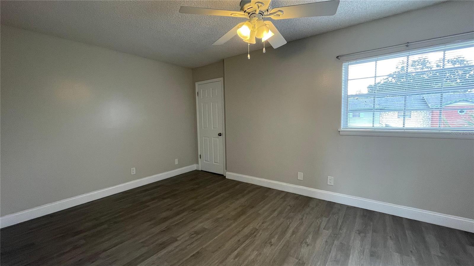 Image 8 of 14 For 3060 George Mason Avenue 10c