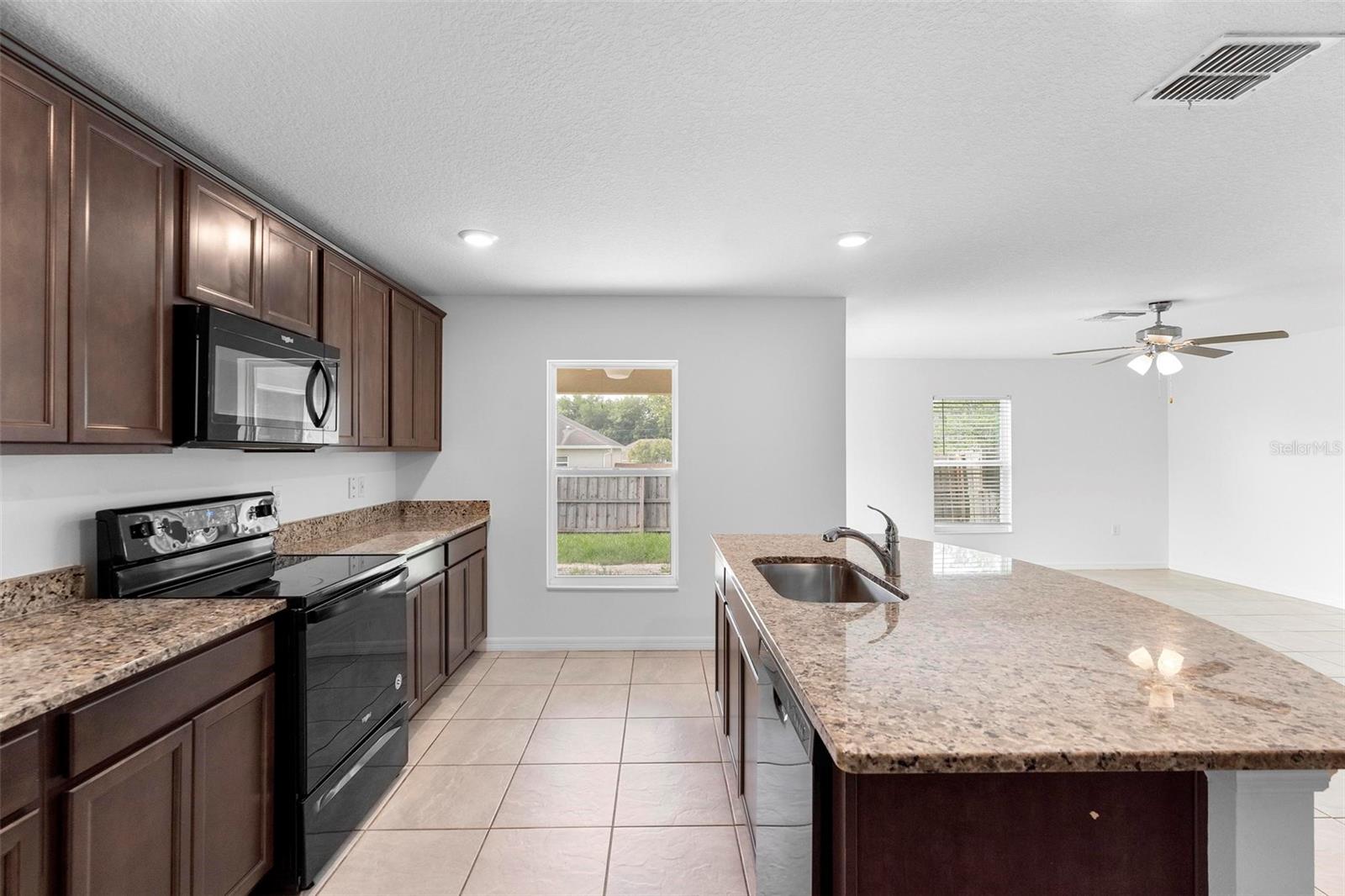 Image 10 of 41 For 2753 Brierdale Drive
