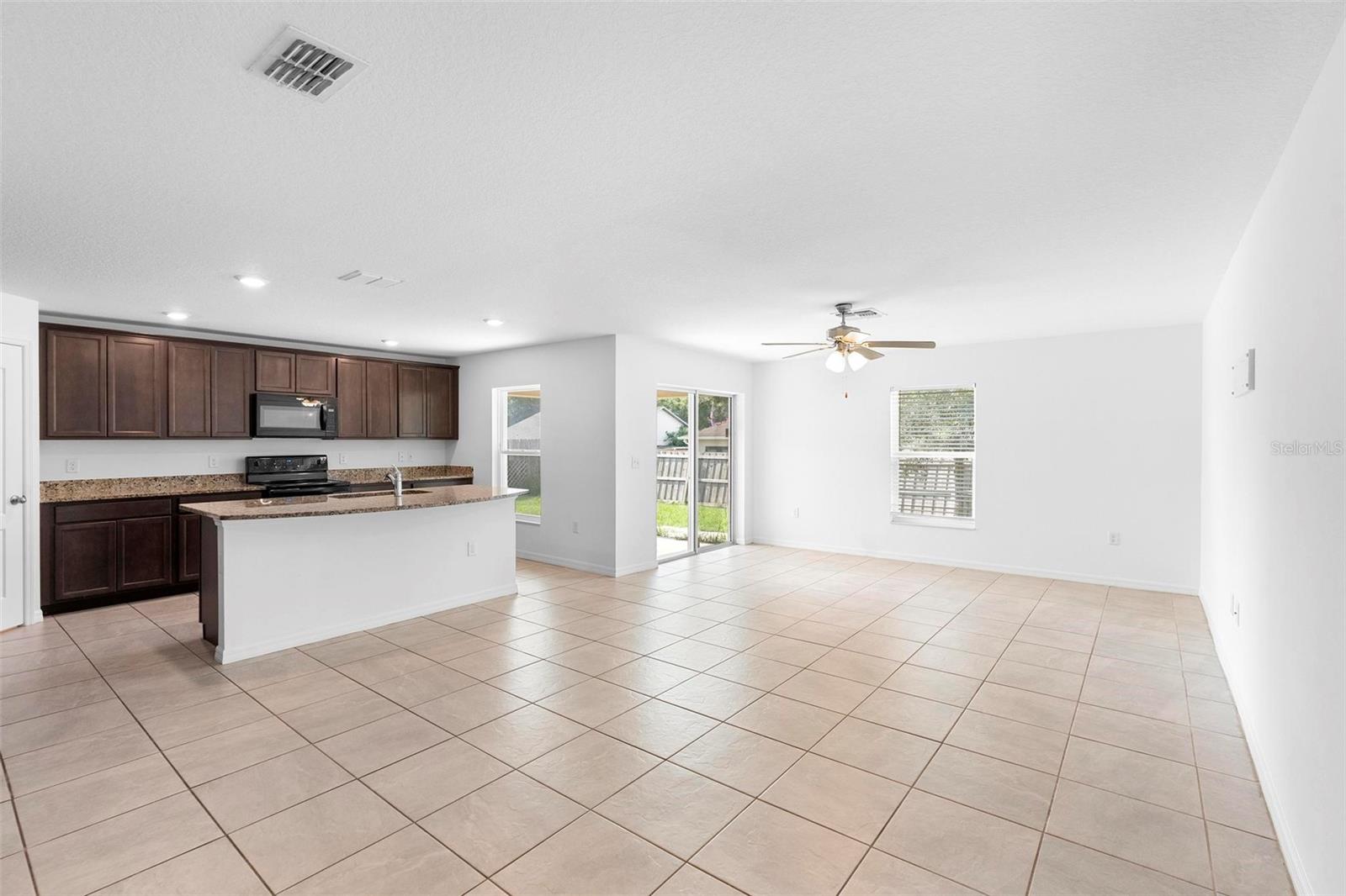 Image 13 of 41 For 2753 Brierdale Drive