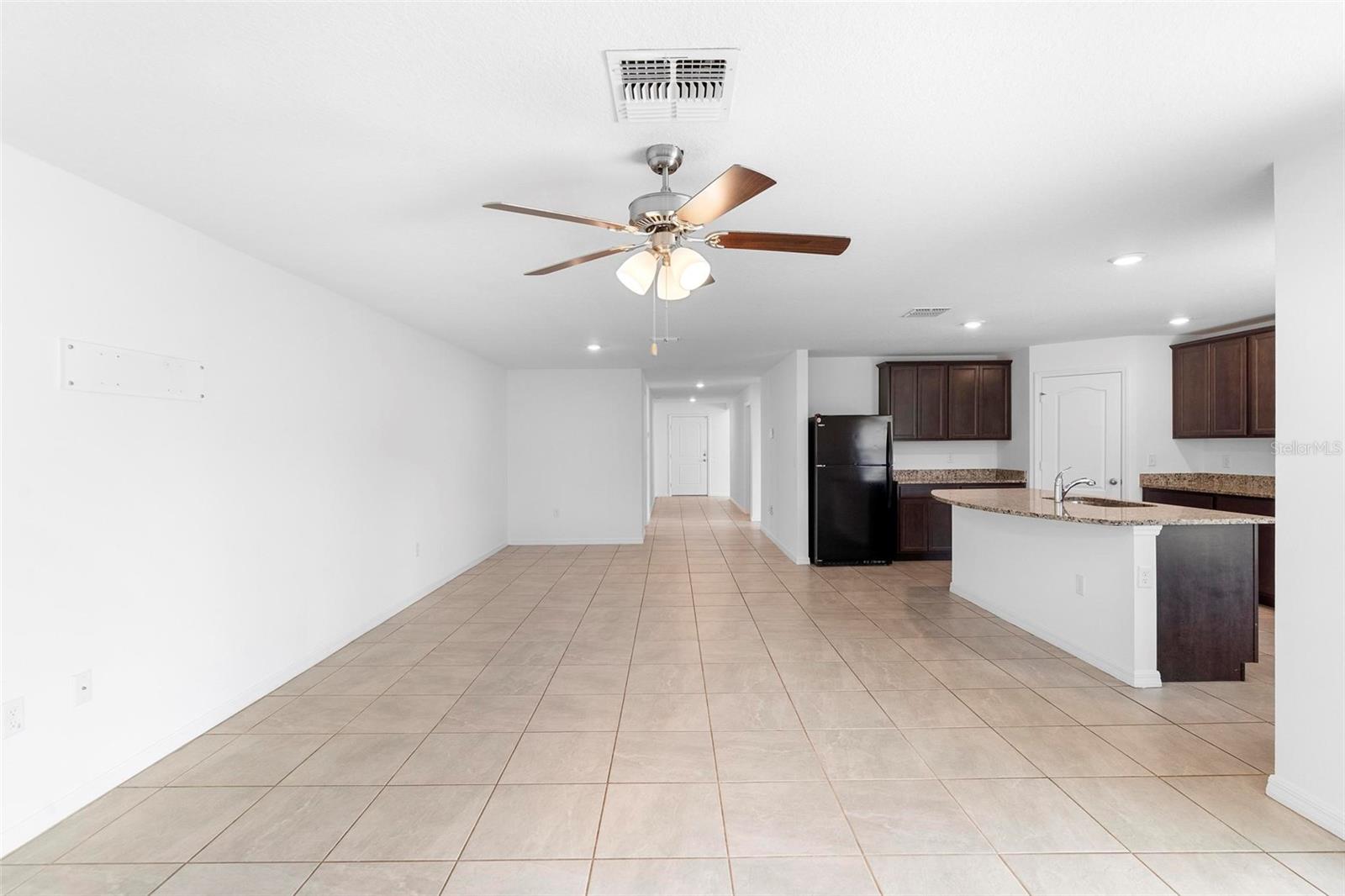 Image 14 of 41 For 2753 Brierdale Drive