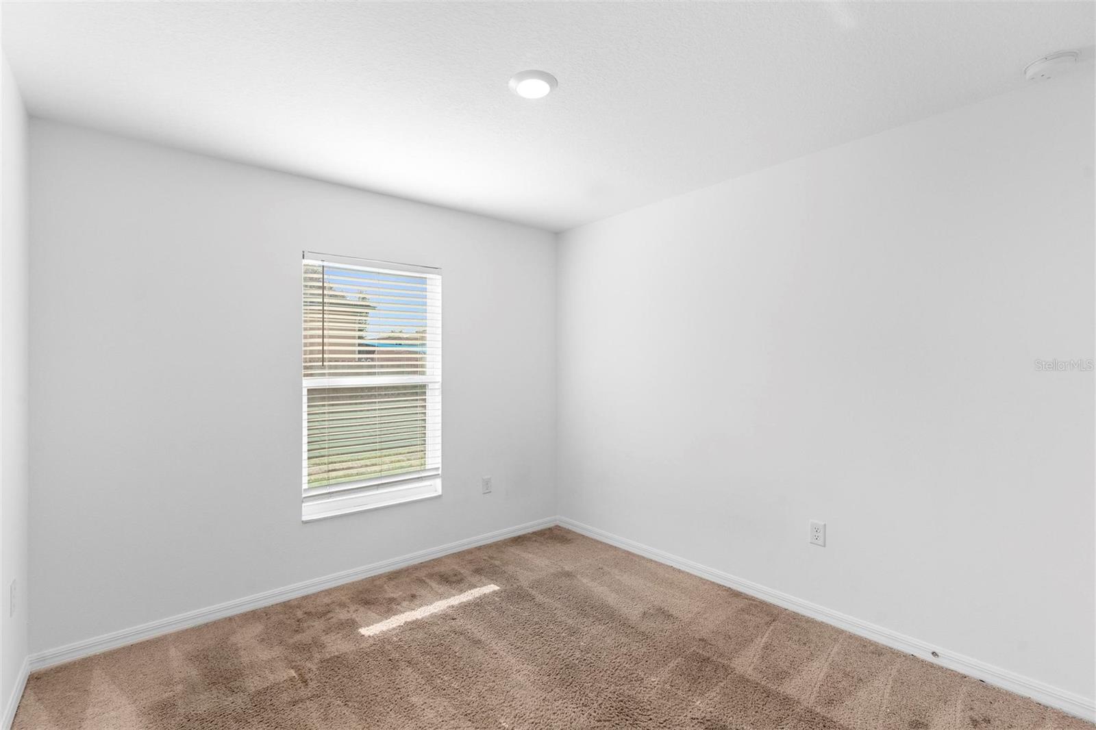 Image 22 of 41 For 2753 Brierdale Drive