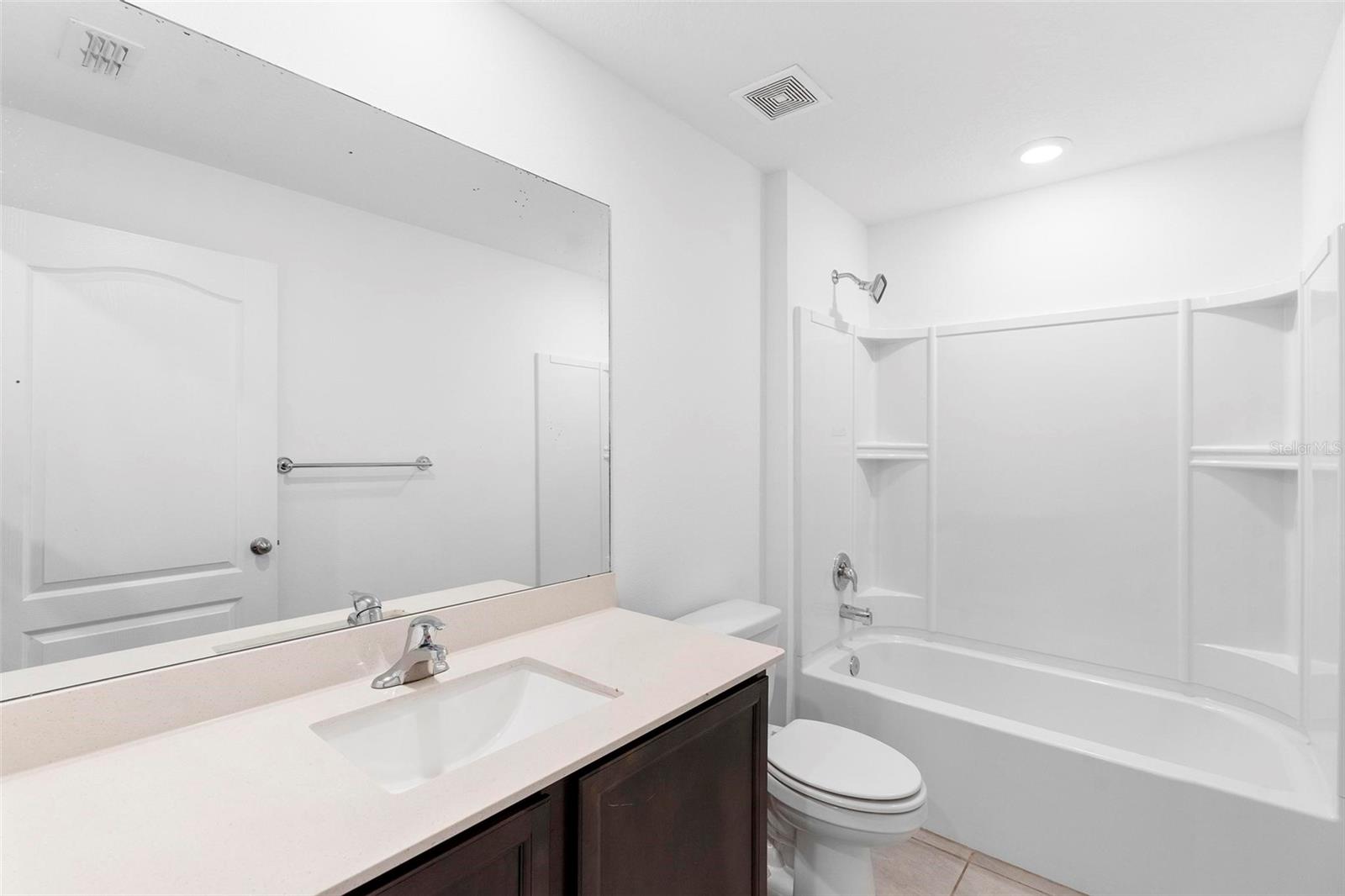 Image 24 of 41 For 2753 Brierdale Drive