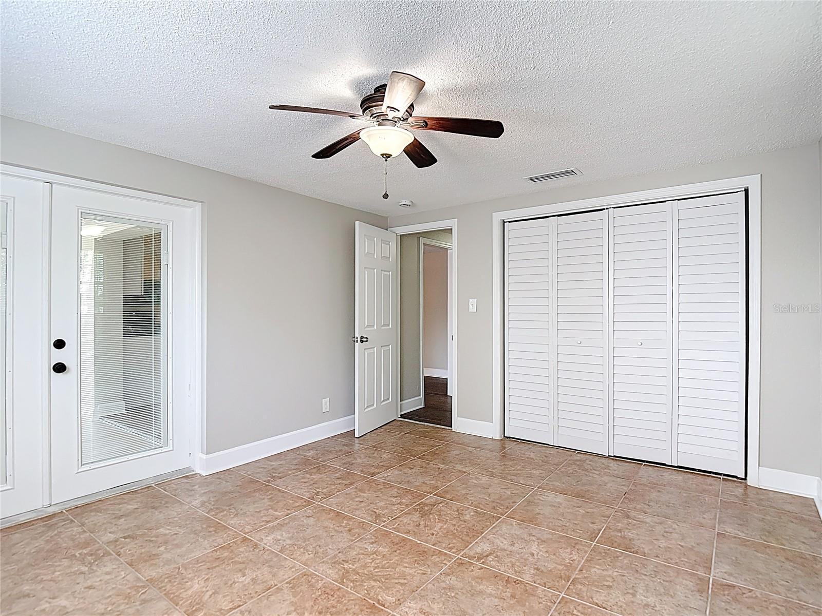 Image 22 of 53 For 13732 Plumosa Avenue