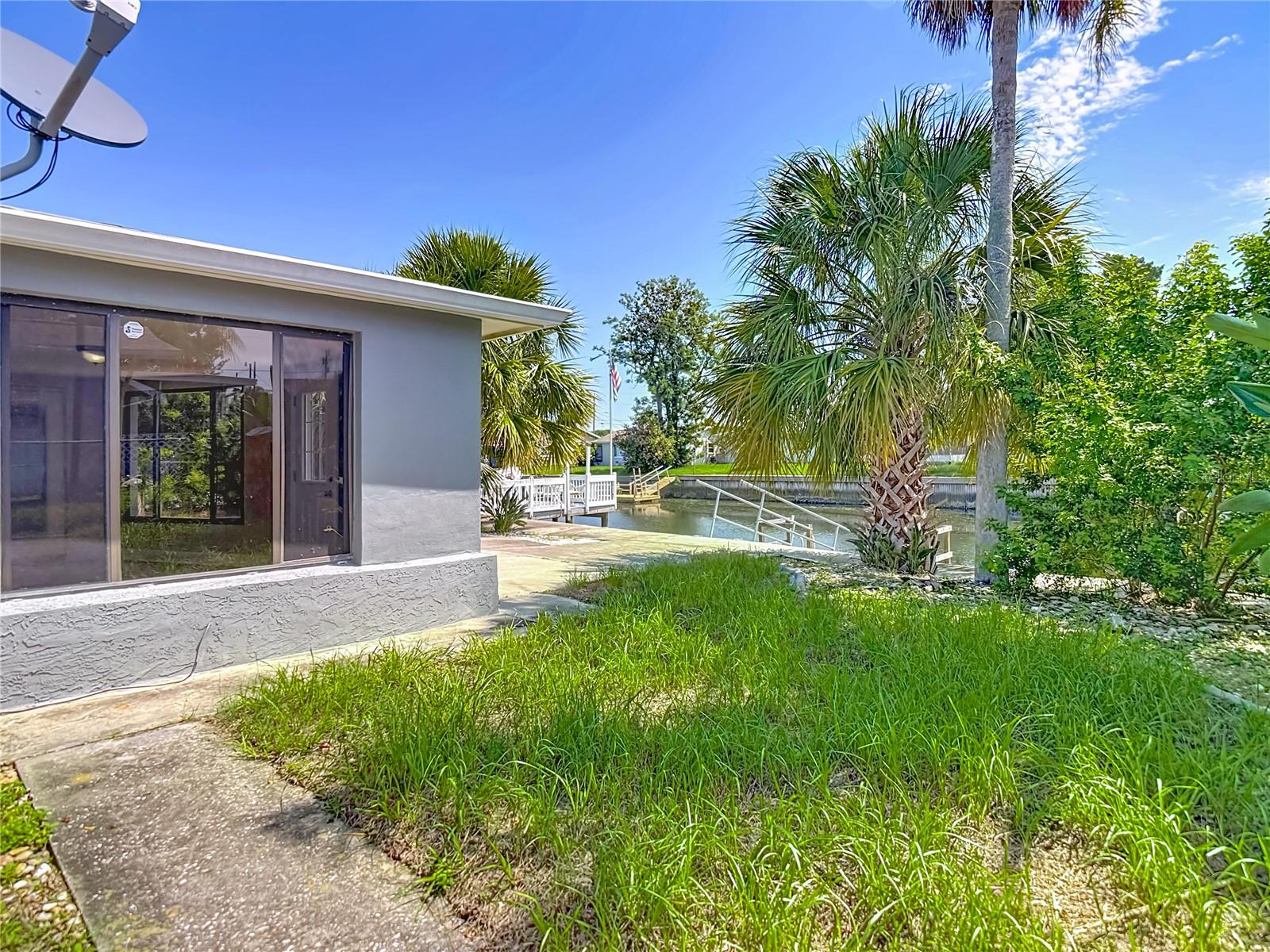 Image 43 of 53 For 13732 Plumosa Avenue