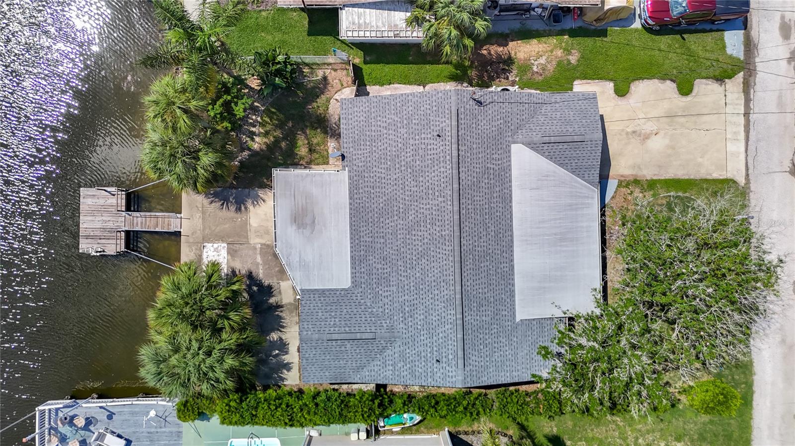 Image 49 of 53 For 13732 Plumosa Avenue