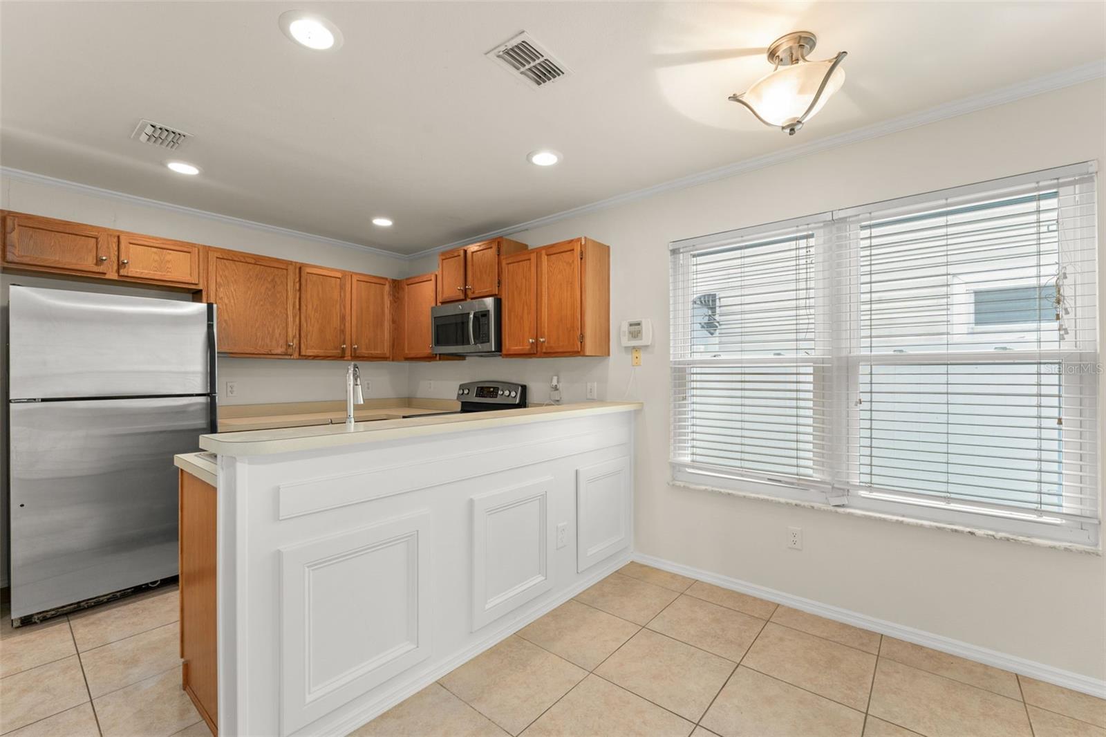 Image 14 of 42 For 10506 Huntridge Road
