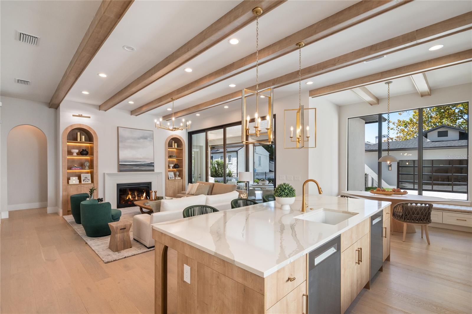 Listing photo id 8 for 1751 Glencoe Road