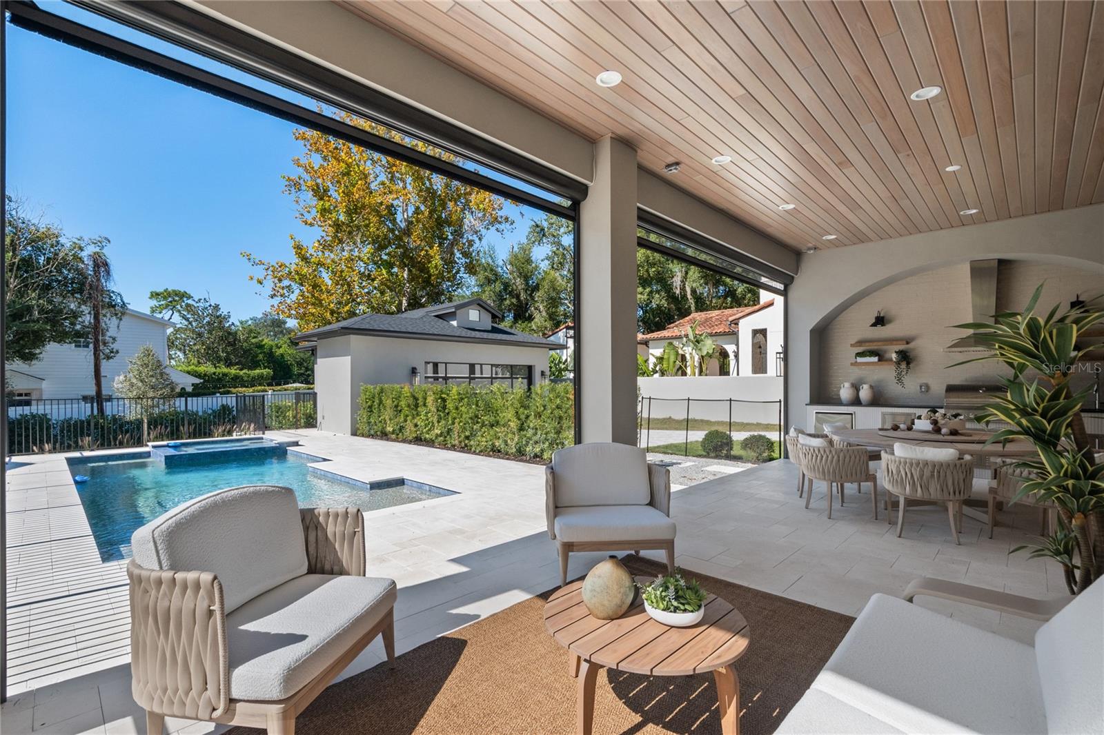 Listing photo id 30 for 1751 Glencoe Road