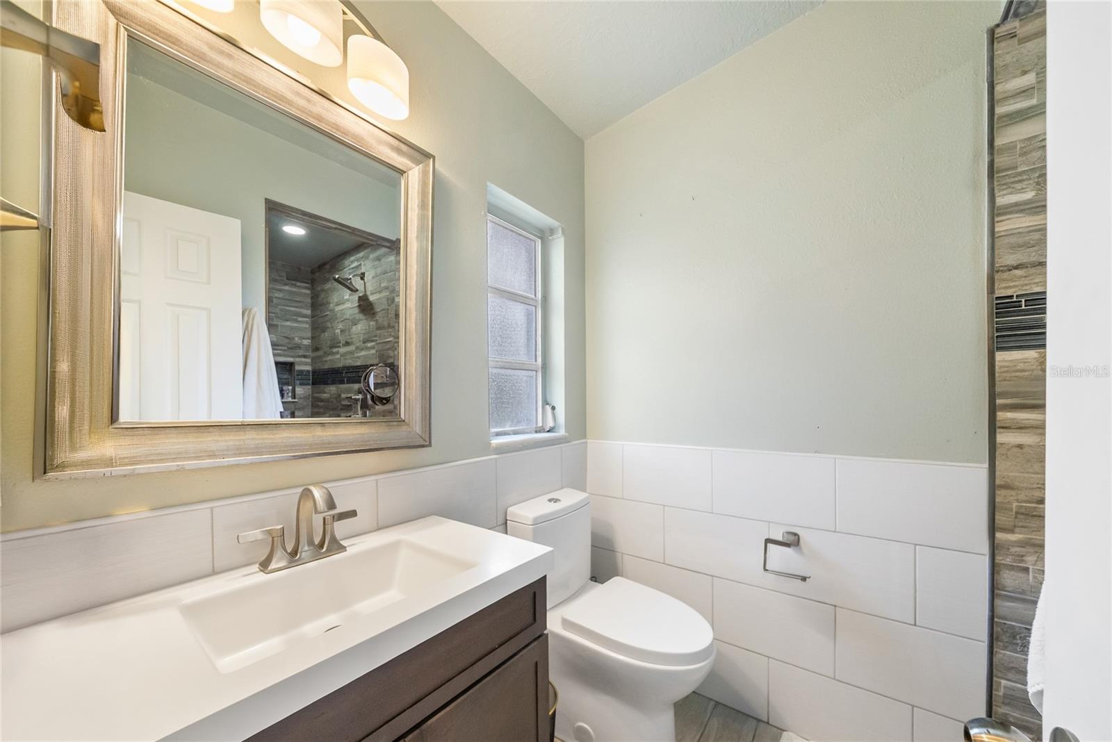 Image 13 of 18 For 4530 Loring Place
