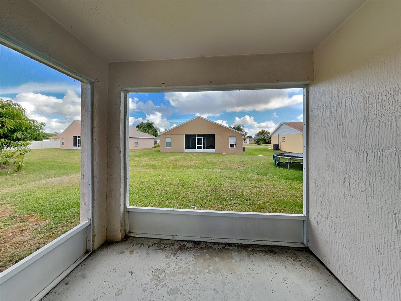 Image 13 of 15 For 160 Kings Pond Avenue