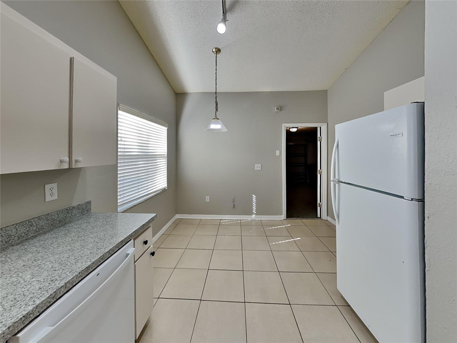 Image 3 of 15 For 160 Kings Pond Avenue