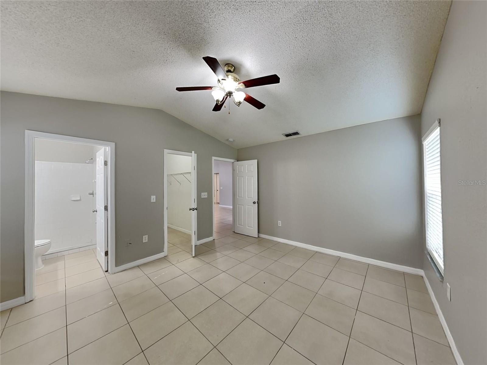 Image 5 of 15 For 160 Kings Pond Avenue