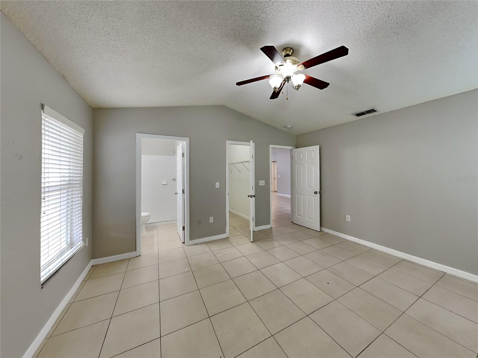 Image 6 of 15 For 160 Kings Pond Avenue