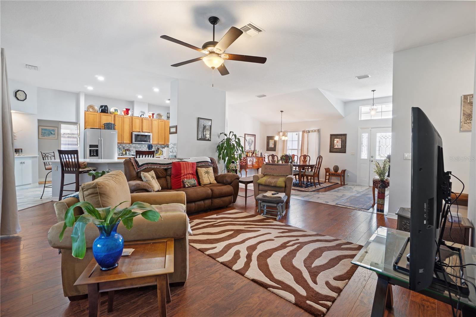 Image 10 of 35 For 27437 Desert Rose Court