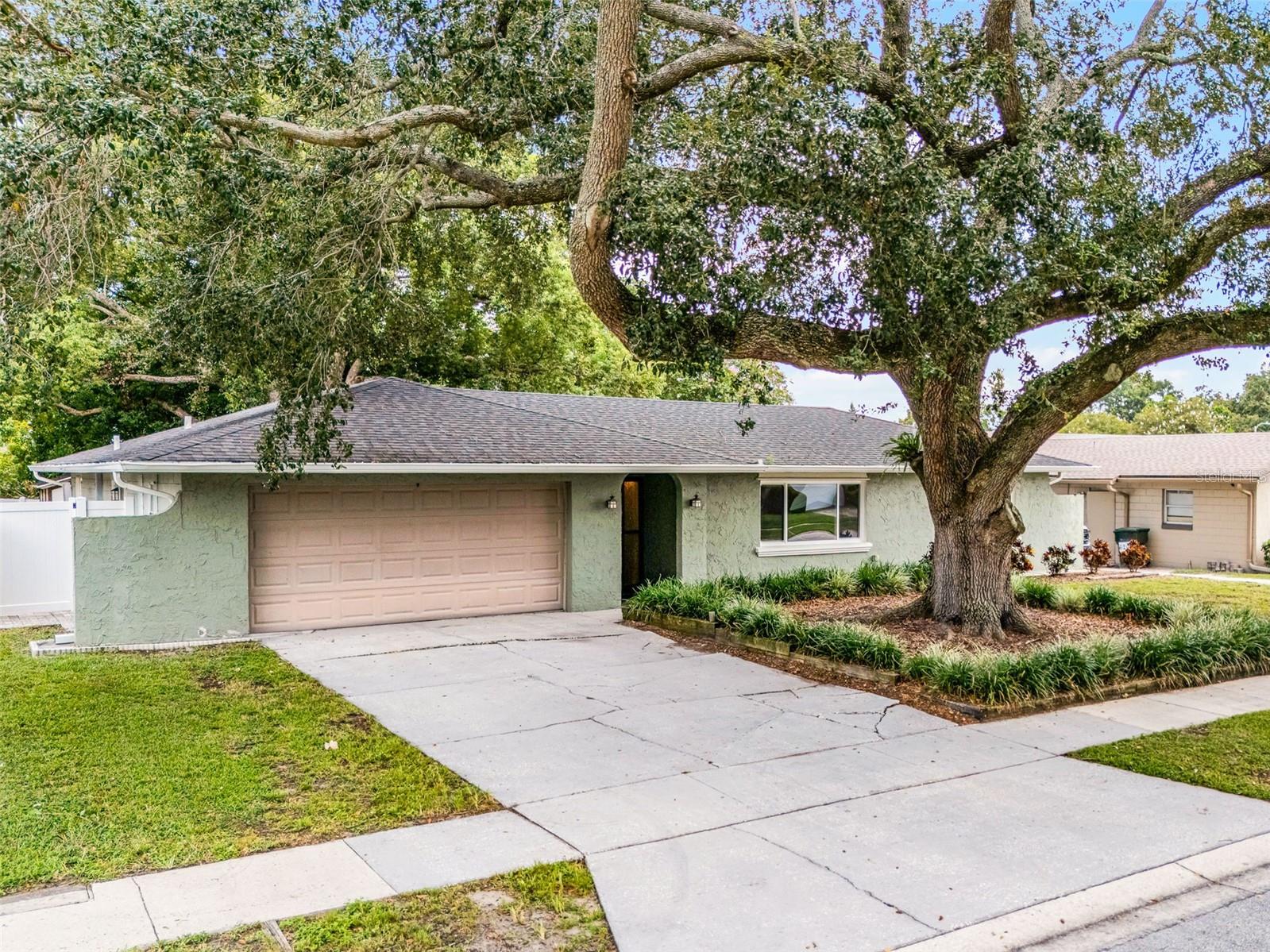 Image 2 of 41 For 618 Aldama Court