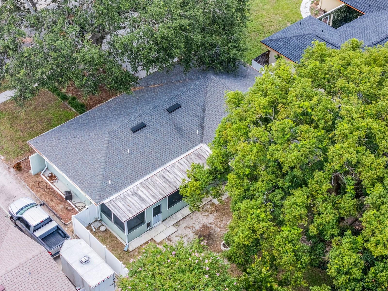 Image 39 of 41 For 618 Aldama Court