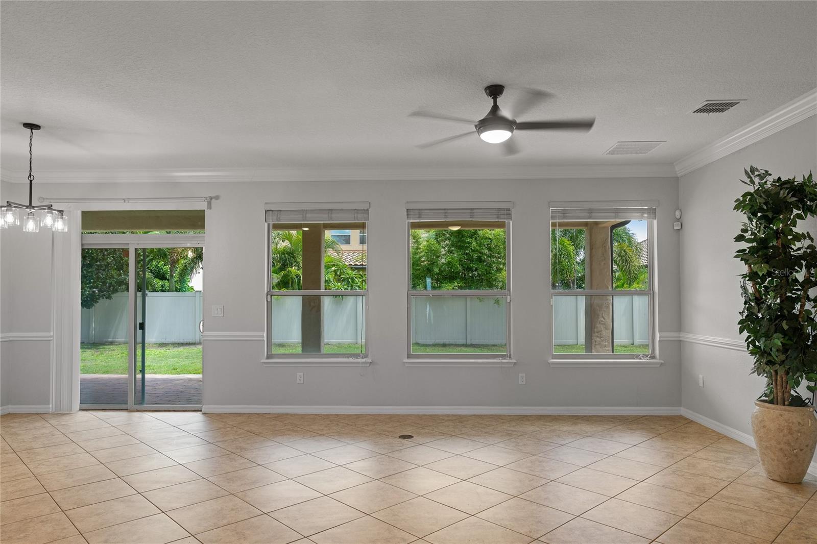Image 9 of 26 For 19361 Pummelo Drive